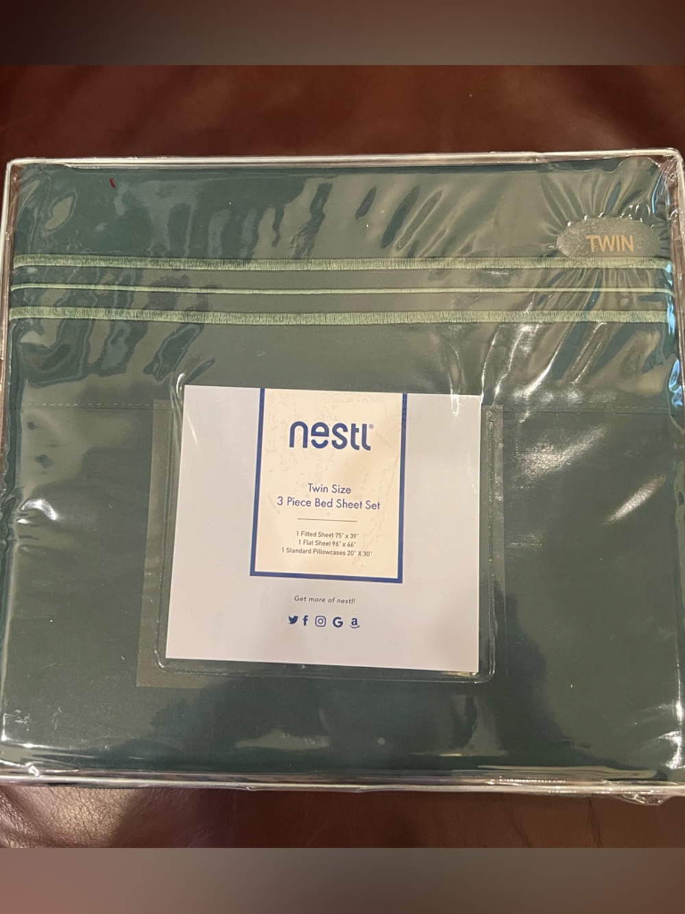 Nestl Hunter Green Twin 3-Piece Bed Sheet Set BRAND NEW and UNOPENED